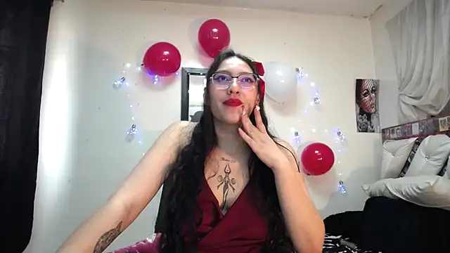 Snapshot of abril_onnel chatting on February 14, 2025, 5:14 pm abril onnel online show from February 14, 2025, 5:14 pm