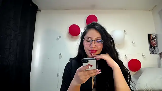 Snapshot of abril_onnel chatting on March 1, 2025, 9:04 pm abril onnel online show from March 1, 2025, 9:04 pm