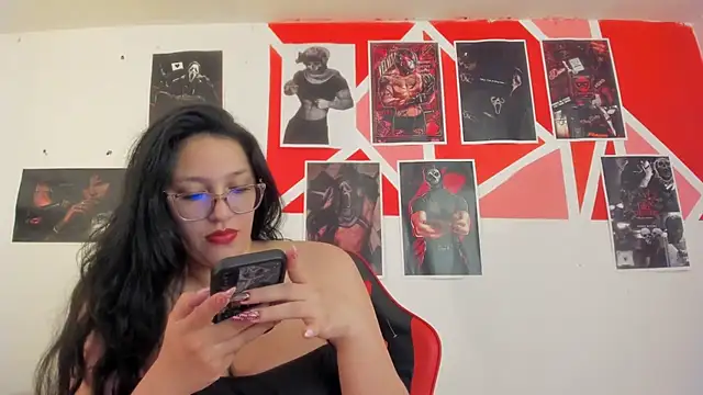 Snapshot of abril_onnel chatting on July 15, 2026, 7:30 pm abril onnel online show from July 15, 2026, 7:30 pm