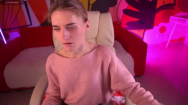 DiamondNina online show from March 18, 2026, 8:34 pm