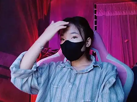 -Tamy- online show from March 25, 2026, 3:18 pm