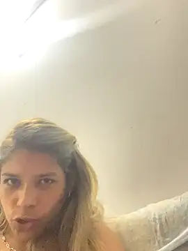 angel-1024 online show from January 7, 2026, 11:51 pm