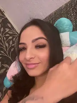 Snapshot of Evelin199 chatting on May 7, 2026, 9:47 am Evelin199 online show from May 7, 2026, 9:47 am