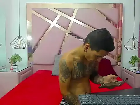 ViolethANDJuanda online show from January 10, 2026, 1:13 pm