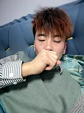 linfei123321 online show from January 17, 2026, 8:52 am