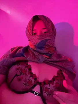 Destinyazul online show from January 6, 2026, 1:59 pm