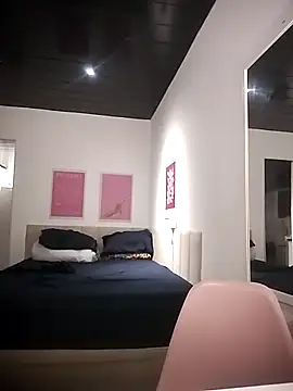 LorysLoira24 online show from January 6, 2026, 8:45 pm