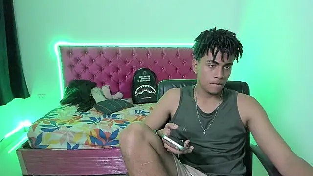 kurly scott online show from January 8, 2026, 1:13 pm