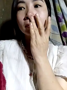 Snapshot of Ruby-224 chatting on February 19, 2026, 12:17 am Ruby-224 online show from February 19, 2026, 12:17 am