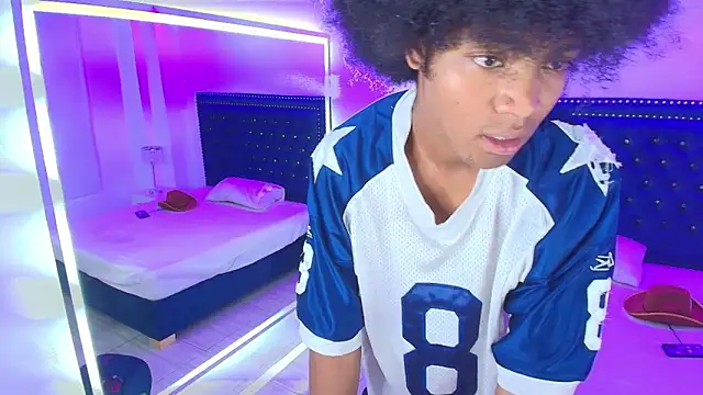 Cristal and luke online show from April 2, 2026, 3:26 am