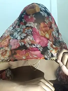 Naughty Bitchh online show from January 11, 2026, 8:47 pm