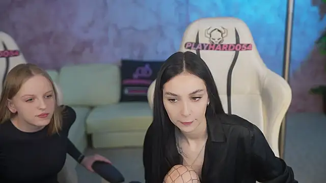 Snapshot of Mila_Rose054 chatting on February 21, 2026, 11:33 am Mila Rose054 online show from February 21, 2026, 11:33 am