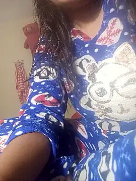 sakina121 online show from January 14, 2026, 6:24 pm