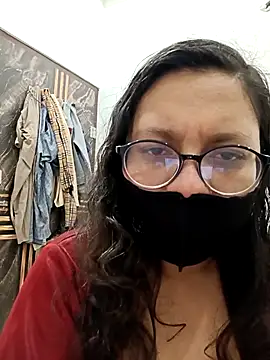 piryasharma005 online show from January 10, 2026, 11:20 pm