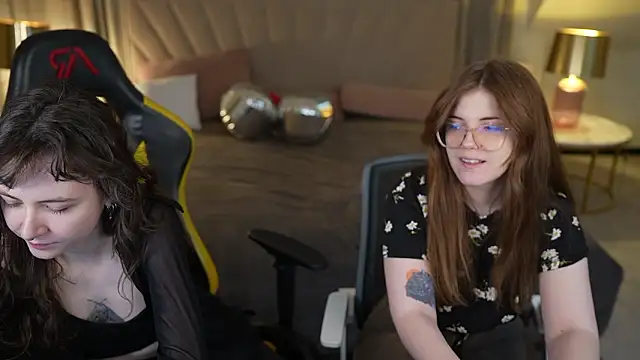 Snapshot of Orly_flame chatting on March 26, 2026, 11:49 am Orly flame online show from March 26, 2026, 11:49 am