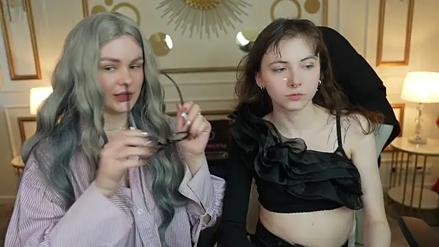 Snapshot of Orly_flame chatting on April 3, 2026, 2:37 pm Orly flame online show from April 3, 2026, 2:37 pm