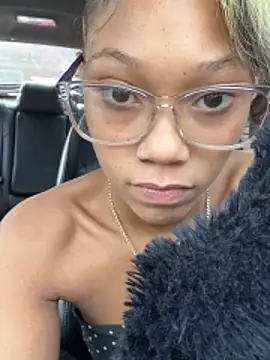 Tamiii420 online show from February 25, 2026, 5:11 pm