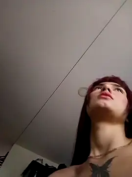 Tamara gomex online show from April 18, 2026, 10:32 pm