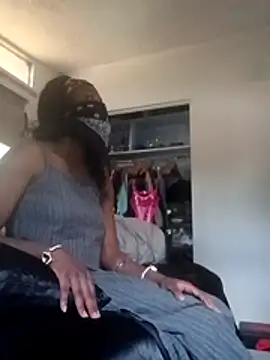 blackcheRRydiamondz online show from January 6, 2026, 7:50 pm