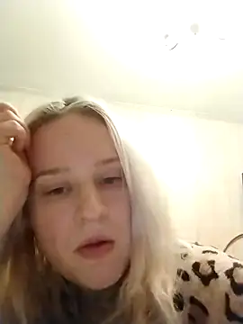 Snapshot of Mila_weed chatting on February 25, 2026, 6:28 pm Mila weed online show from February 25, 2026, 6:28 pm