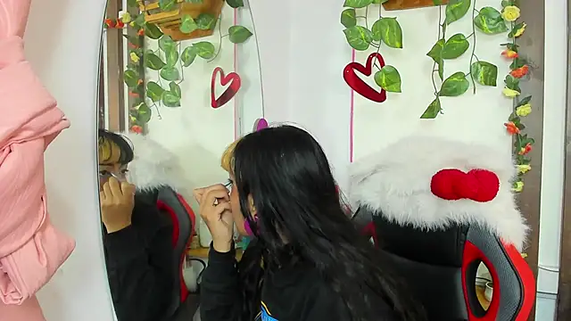 MeowMota  online show from June 14, 2026, 4:53 pm