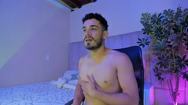 Snapshot of aries_unbound chatting on January 14, 2026, 12:11 pm aries unbound online show from January 14, 2026, 12:11 pm