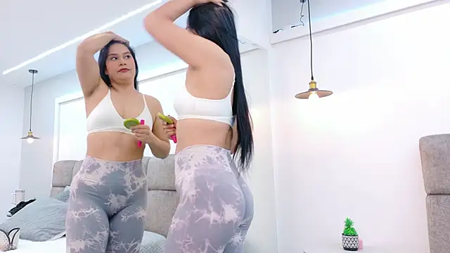 AlmaRose  online show from March 5, 2026, 12:23 pm