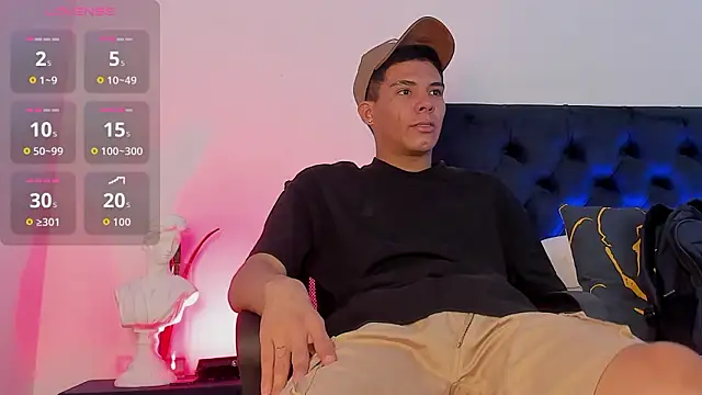 Snapshot of Marcus_Moreno chatting on February 17, 2026, 9:54 pm Marcus Moreno online show from February 17, 2026, 9:54 pm