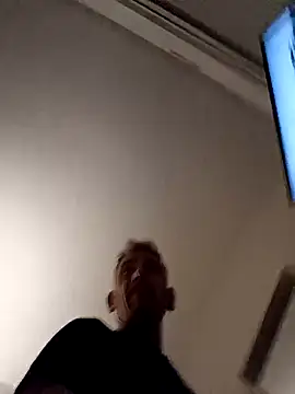 MrBen1775 online show from April 28, 2026, 12:20 am