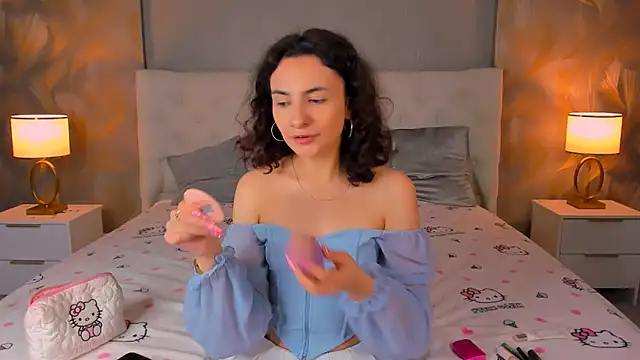 Snapshot of RIANA_SI chatting on May 5, 2026, 9:01 pm RIANA SI online show from May 5, 2026, 9:01 pm