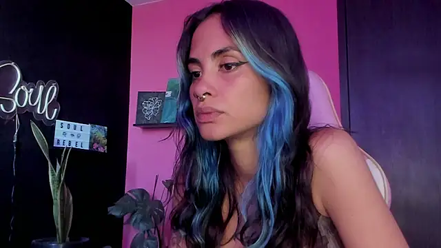 Snapshot of azula_lillet chatting on April 30, 2026, 8:57 pm azula lillet online show from April 30, 2026, 8:57 pm