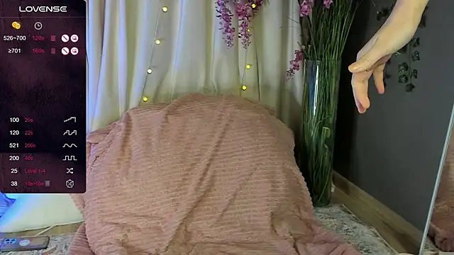 Ruby blossom  online show from January 11, 2026, 9:09 pm