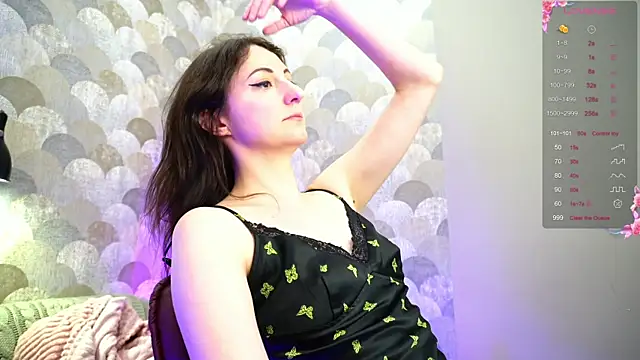 Ruby blossom  online show from January 18, 2026, 9:18 pm