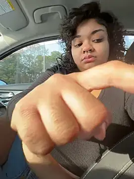 Snapshot of hispinkfreak219 chatting on March 20, 2026, 9:52 pm hispinkfreak219 online show from March 20, 2026, 9:52 pm