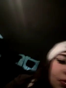 RoseNubble online show from March 3, 2026, 10:37 pm