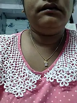 pinkisaha75 online show from April 11, 2026, 12:15 am