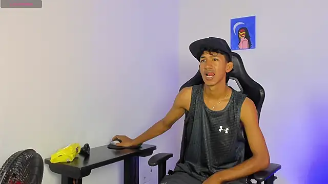 Snapshot of neitan_miller_ chatting on May 25, 2026, 1:17 pm neitan miller online show from May 25, 2026, 1:17 pm