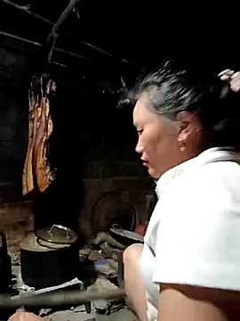 yu--yo online show from March 30, 2026, 11:28 pm