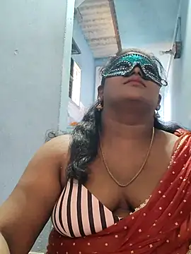 Snapshot of divyasree1431 chatting on June 14, 2026, 6:15 am divyasree1431 online show from June 14, 2026, 6:15 am