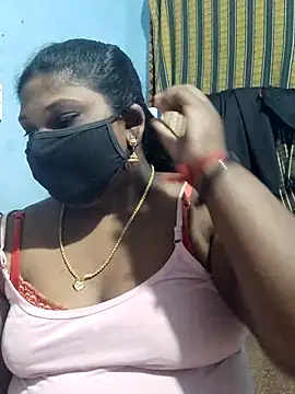 Snapshot of divyasree1431 chatting on July 18, 2026, 10:02 pm divyasree1431 online show from July 18, 2026, 10:02 pm