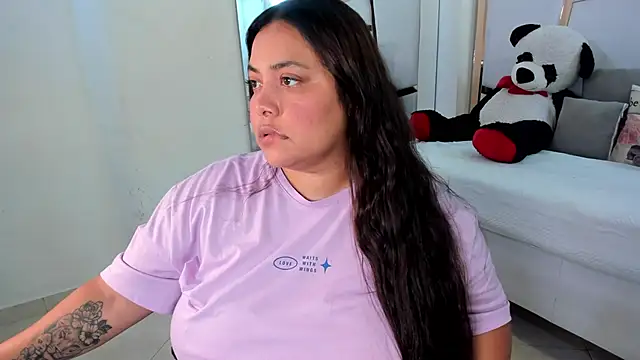 tatikanyx online show from May 14, 2026, 12:23 pm