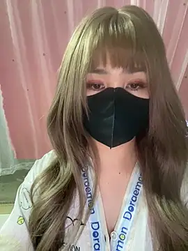 -Violet-t online show from February 11, 2026, 3:39 pm