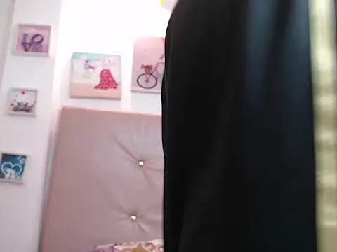 Snapshot of iam__lukas__ chatting on January 15, 2026, 2:10 pm iam lukas online show from January 15, 2026, 2:10 pm