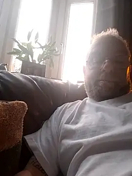 justenjoyingurcompany online show from January 9, 2026, 8:39 am