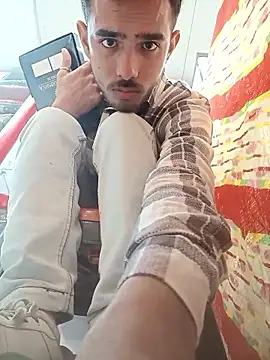 Rajkuma12345 online show from January 12, 2026, 7:13 am