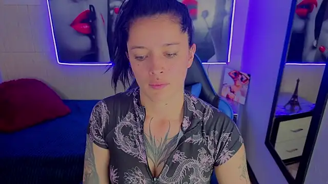 Harley quinzell online show from February 11, 2026, 6:35 pm