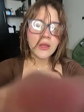 ivy velvet online show from February 6, 2026, 5:16 pm