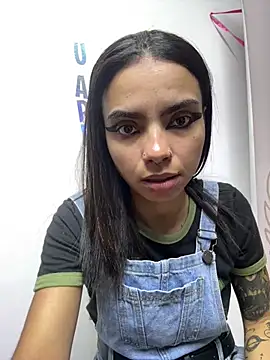 Electra Darkk online show from April 1, 2026, 4:26 pm