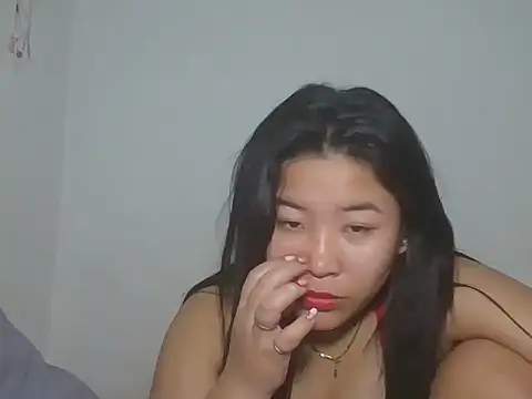 Zyeiii online show from February 11, 2026, 4:45 pm