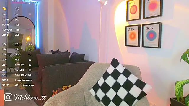 MelyTaylor  online show from March 13, 2026, 9:32 pm